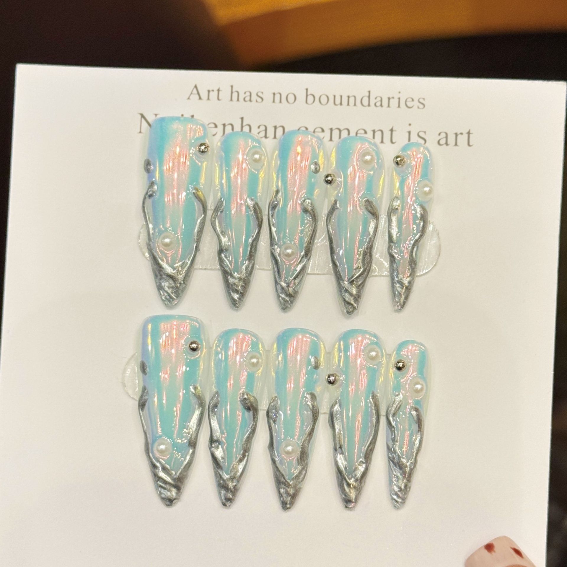 10pcs Silver Aurora Long Stile - Nail Art Press On 评论和价格